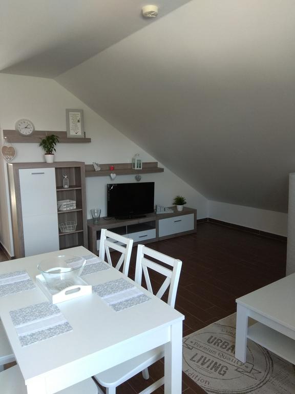 Apartmany Pod Lesem Bohutín Eksteriør bilde
